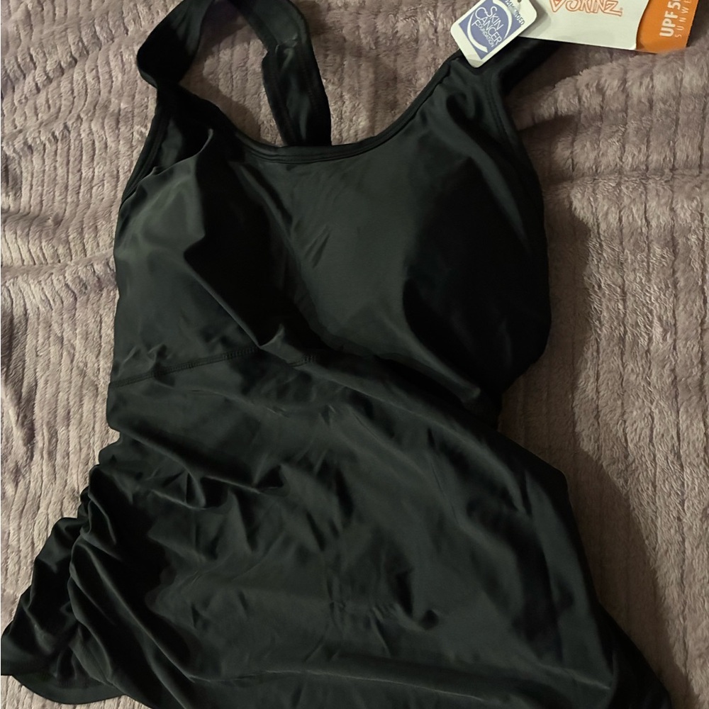 UV Skinz Black One-Piece Swimsuit Size 2XL